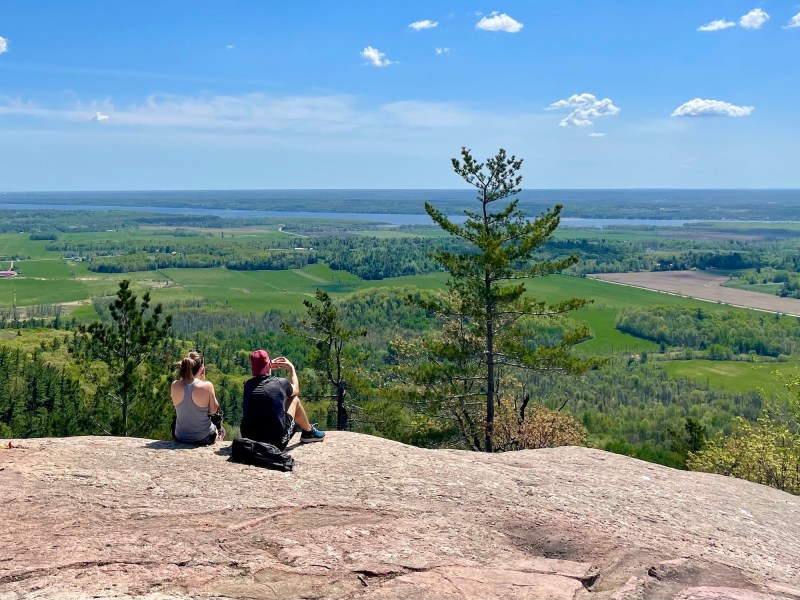 Wolf Trail: One of the Best Gatineau Park Trails
