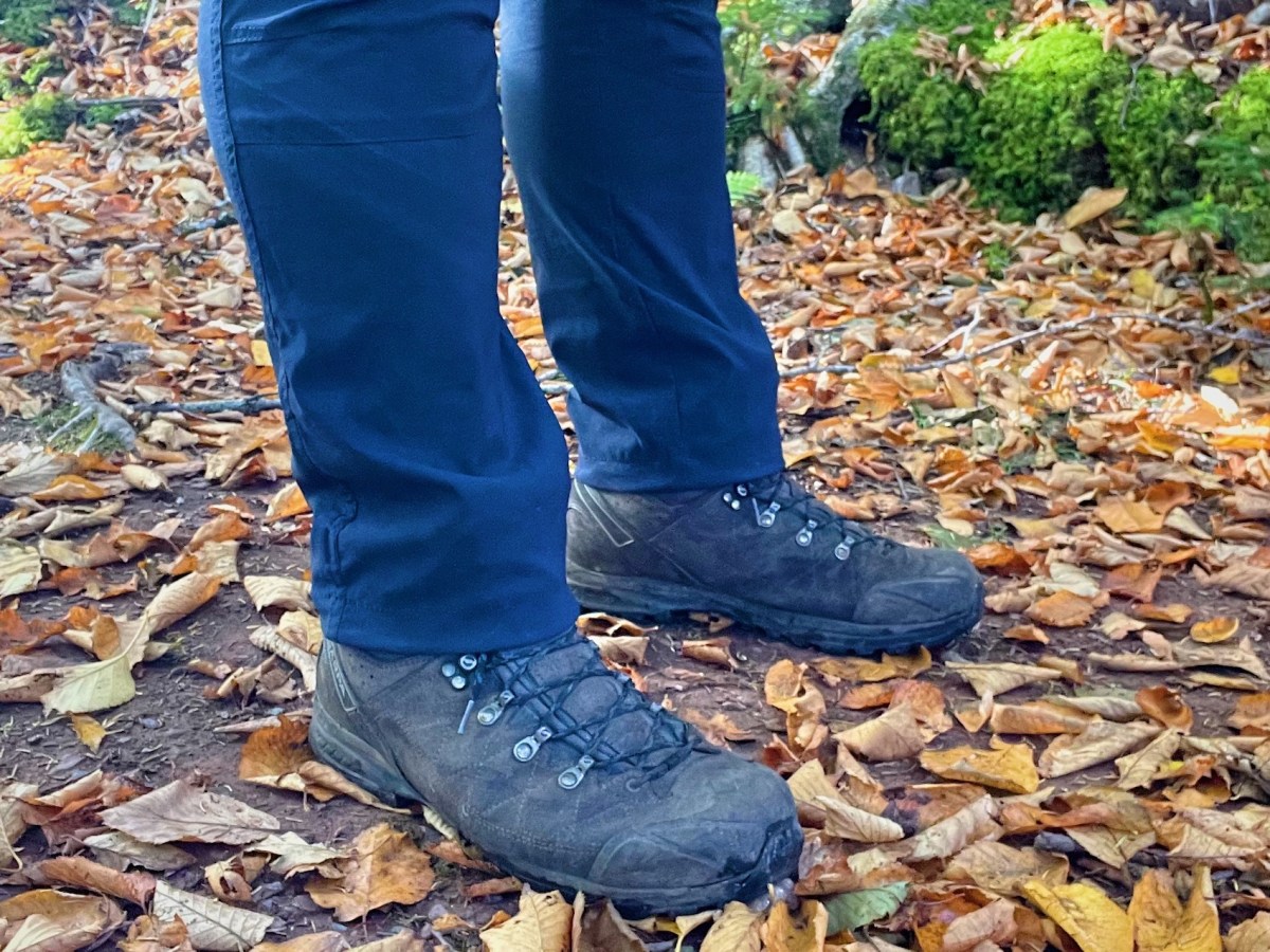 KÜHL Renegade Rock Pant Review (2022) Out & Across