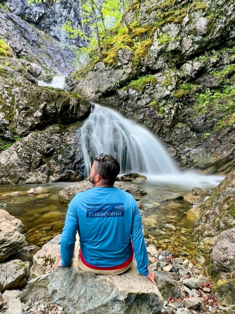 Uisge Bàn Falls hike viewpoint