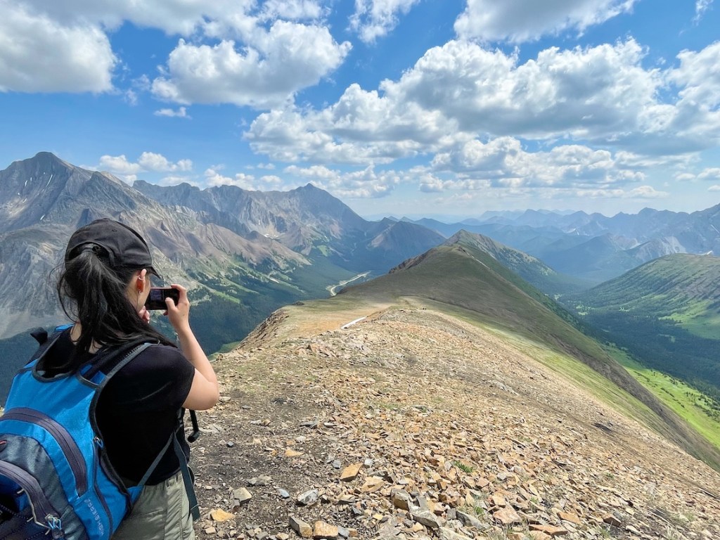 Highwood Ridge hike ridge