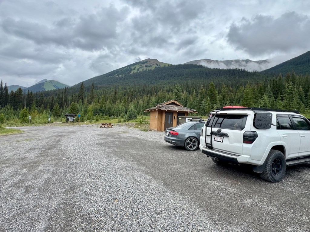 Kent Ridge hike parking area